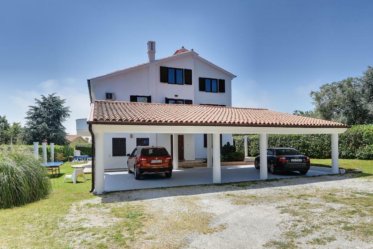 Villa Mutila Medulin Buitenkant foto
