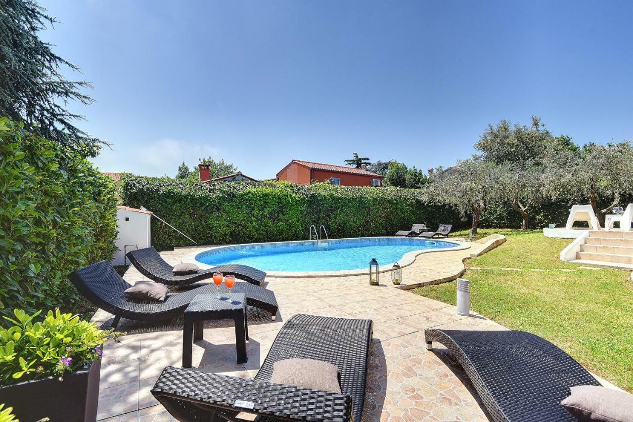 Villa Mutila Medulin Buitenkant foto
